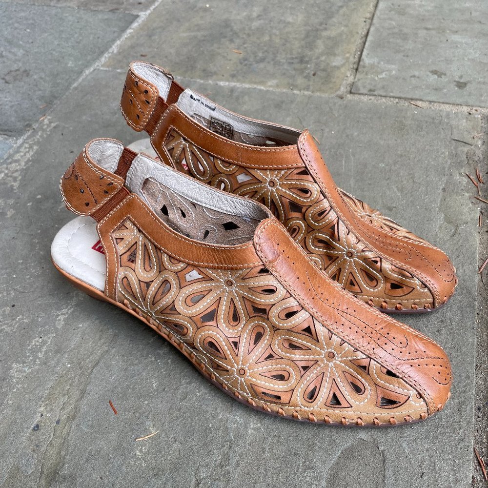 PIKOLINOS Brown Cutout Sandals